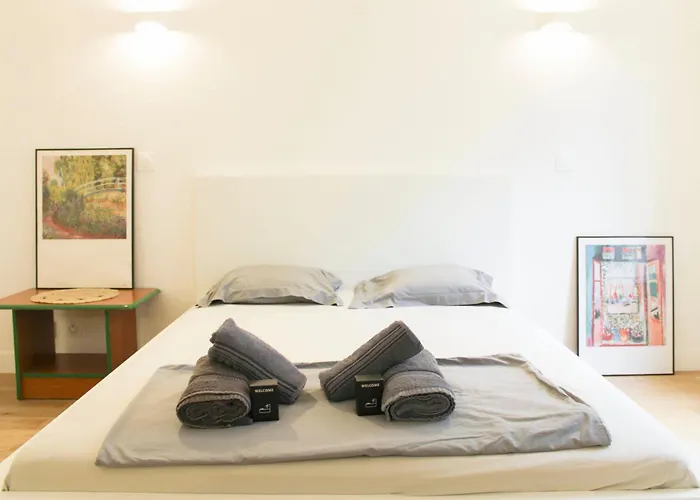 Charming Bright In The Heart Of Apartman
