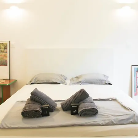 Charming Bright In The Heart Of Apartment